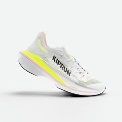 Buty do biegania damskie Kiprun KD900X LD 2. Białe buty do biegania KIPRUN, bez wzorów, z materiału, bez zapięcia, do biegania. Za 699.99 zł.