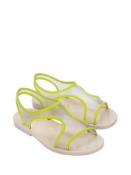 Melissa Sandały w kolorze żółtym rozmiar: 39. Żółte sandały Melissa, bez wzorów, klasyczne, z otwartym noskiem, bez obcasa, bez zapięcia. Za 115.95 zł.