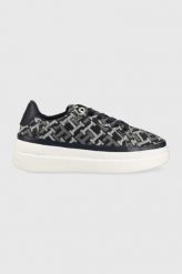Tommy Hilfiger sneakersy skórzane FW0FW06907 DENIM MONOGRAM SNEAKER kolor szary. Szare buty sportowe lifestyle Tommy Hilfiger, bez wzorów, z denimu, sportowe, z okrągłym noskiem, bez zapięcia. Za 609.99 zł.