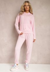 Jasnoróżowy Klasyczny Komplet Dresowy z Bluzą Kangurką i Spodniami Typu Jogger Salevia. Czerwone bluzy Renee, m, bez wzorów, z dresówki, bez kaptura. W wyprzedaży za 67.99 zł.