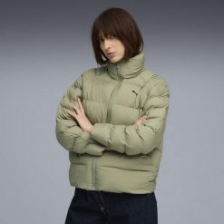 Damska kurtka Mono PUMA Lux Army Green. Zielone kurtki do biegania Puma, bez wzorów, z materiału, bez kaptura, do biegania. Za 599.00 zł.
