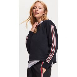 Bluza z lampasem - Czarny. Bluzy marki Reserved. Za 59.99 zł.