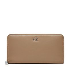 Duży Portfel Damski Calvin Klein. Brązowe portfele Calvin Klein, bez wzorów. Za 239.99 zł.