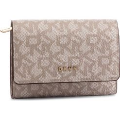 Mały Portfel Damski DKNY - R82ZJ503 Hmp Logo/Lat HOK. Portfele marki DKNY. W wyprzedaży za 219.00 zł.