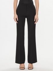 Maryley Spodnie materiałowe 24EB587/43NE Czarny Relaxed Fit. Czarne spodnie materiałowe Maryley, bez wzorów, z materiału. Za 159.99 zł.