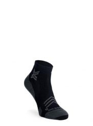 Skarpety do biegania X-Socks Run Expert Ankle. Czarne skarpetki X-Socks, bez wzorów, z elastanu. Za 154.50 zł.
