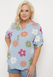 Jasnoniebieska Koszula z Lnu i Bawełny w Kwiaty z Krótkim Rękawem Ambubia. Niebieskie koszule Born2be, plus size, bez wzorów, z bawełny, bez kołnierzyka, plus size, bez ramiączek. Za 99.99 zł.