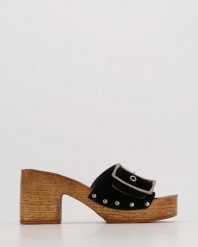 ZAMSZOWE KLAPKI DAMSKIE AMIL23-352 BLK Z. Klapki Venezia, bez wzorów, ze skóry, bez obcasa, bez zapięcia. Za 229.00 zł.