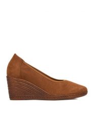 Lasocki Półbuty CEO-WI23-2188-10 Brązowy. Brązowe półbuty wsuwane Lasocki, bez wzorów, ze skóry, bez obcasa, na koturnie. Za 199.99 zł.