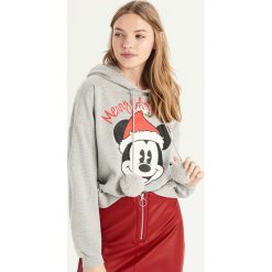 Świąteczna bluza Mickey Mouse - Jasny szar. Bluzy marki Sinsay. Za 69.99 zł.