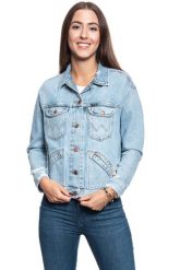 DAMSKA KURTKA JEANSOWA WRANGLER RETRO JACKET BLUE HAWAII W415RI92F. Niebieskie kurtki Wrangler, s, bez wzorów, z jeansu, retro, bez kaptura. Za 199.99 zł.