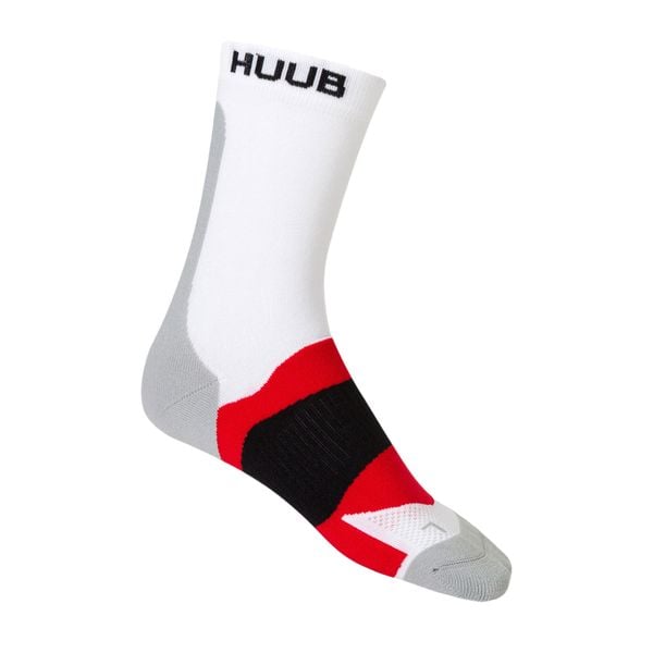 Skarpety do biegania HUUB Active Sock. Białe skarpetki HUUB, bez wzorów. Za 26.99 zł.