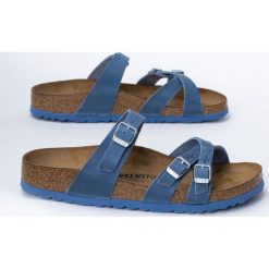 Klapki damskie niebieskie Birkenstock Franca. Niebieskie klapki Birkenstock, bez wzorów, młodzieżowe, bez obcasa, bez zapięcia. Za 369.99 zł.