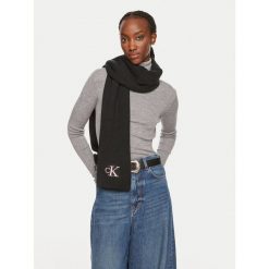 Szalik Calvin Klein. Czarne szaliki i kominy Calvin Klein, bez wzorów. Za 239.99 zł.