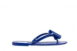 Japonki T&G Fashion 22-123 Blue, Granat, Guma - 37. Niebieskie japonki t&g, z aplikacjami, z gumy, klasyczne. W wyprzedaży za 26.10 zł.