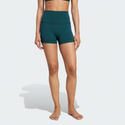 Krótkie legginsy All-Me Sculpt Booty. Brązowe legginsy adidas, bez wzorów, sportowe, krótkie. Za 199.00 zł.