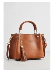 Christian Laurier Skórzana torebka "Lamy" w kolorze karmelowym - 27 x 18 x 11 cm rozmiar: onesize. Brązowe torebki klasyczne Christian Laurier, bez wzorów, z materiału, przez ramię, bez dodatków. Za 330.67 zł.