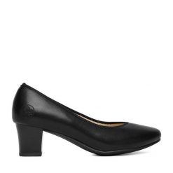Czółenka Rieker. Czarne czółenka Rieker, bez wzorów, bez obcasa, bez zapięcia. Za 339.99 zł.