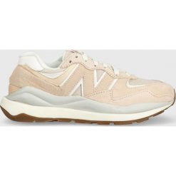 New Balance sneakersy W5740GVC kolor beżowy. Brązowe buty sportowe lifestyle New Balance, bez wzorów, sportowe, z okrągłym noskiem, bez zapięcia. Za 499.99 zł.