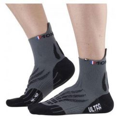 Skarpetki Monnet Ultra. Czarne skarpetki MONNET, bez wzorów. Za 155.00 zł.
