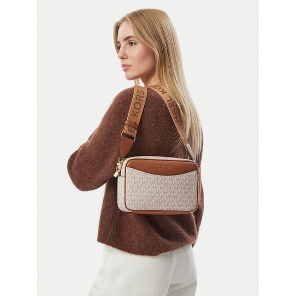 Torebka MICHAEL Michael Kors. Białe listonoszki MICHAEL Michael Kors, bez wzorów, bez dodatków. Za 1,099.00 zł.
