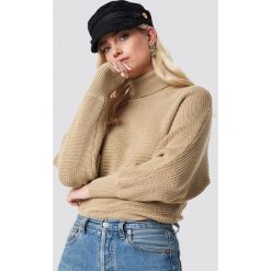 NA-KD Sweter z dzianiny z wywijanym golfem - Beige. Brązowe swetry NA-KD, z bawełny. Za 121.95 zł.