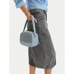 Torebka Roxy. Niebieskie torebki klasyczne Roxy, bez wzorów, bez dodatków. Za 139.99 zł.