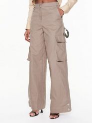 Remain Spodnie materiałowe Canvas RM2158 Beżowy Relaxed Fit. Brązowe spodnie materiałowe Remain, bez wzorów, z bawełny. Za 779.99 zł.
