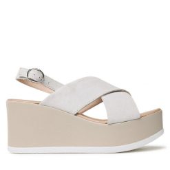 Sandały Bata. Szare sandały Bata, bez wzorów, bez obcasa, na koturnie, bez zapięcia. Za 219.99 zł.