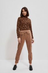 Bluzka z golfem. Bluzki MOODO, m, bez wzorów, z elastanu, bez kołnierzyka, bez ramiączek. W wyprzedaży za 27.99 zł.