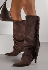 Brązowe Kozaki z Imitacji Zamszu na Szpilce z Marszczoną Cholewką z Frędzlami Linotris. Brązowe kozaki Renee, bez wzorów, z jeansu, bez obcasa, na obcasie, bez zapięcia. Za 199.99 zł.