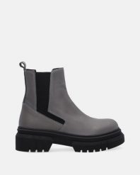 SZARE BOTKI 382BARI R337 GRE. Szare botki Venezia, bez wzorów, ze skóry, bez obcasa, bez zapięcia. Za 269.00 zł.
