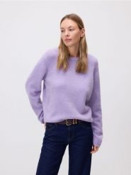 Sweter z dodatkiem wełny - lawendowy. Fioletowe swetry Reserved, l, bez wzorów, z dzianiny, bez ramiączek. Za 149.99 zł.