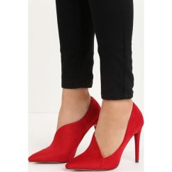 Czerwone Szpilki Asymmetric. Szpilki marki Born2be. Za 69.99 zł.