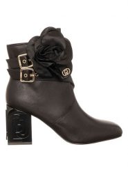 Liu Jo Skórzane botki w kolorze czarnym rozmiar: 38. Czarne botki Liu Jo, bez wzorów, z materiału, eleganckie, bez obcasa, bez zapięcia. Za 479.76 zł.