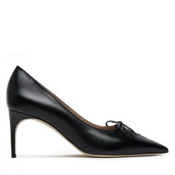 Szpilki MALONE SOULIERS. Czarne szpilki MALONE SOULIERS, bez wzorów, bez obcasa, na szpilce, bez zapięcia. Za 2,069.00 zł.