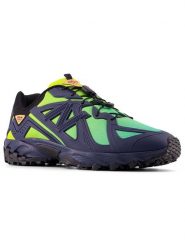 New Balance Buty "610" w kolorze czarno-zielonym do biegania rozmiar: 40. Czarne buty do biegania New Balance, bez wzorów, z materiału, bez zapięcia, do biegania. Za 357.45 zł.