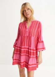 Sukienka tunikowa z lejącej wiskozy. Czerwone sukienki bonprix, z aplikacjami, z wiskozy, eleganckie, bez kołnierzyka, bez ramiączek. Za 124.99 zł.