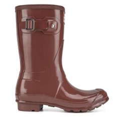 Kalosze Hunter. Czerwone kalosze Hunter, bez wzorów, bez zapięcia. Za 349.99 zł.