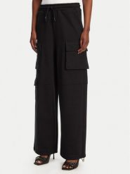 Patrizia Pepe Spodnie dresowe 8P0617/J219-K103 Czarny Relaxed Fit. Czarne spodnie dresowe Patrizia Pepe, bez wzorów, z dresówki. Za 549.99 zł.