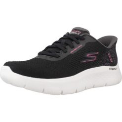 Buty SKECHERS GO WALK FLEX SAFIYA Czarny. Czarne buty trekkingowe Skechers, z tkaniny, bez zapięcia. Za 404.93 zł.