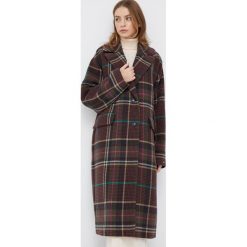 Calvin Klein sukienka wełniana kolor beżowy maxi dopasowana. Brązowe sukienki Calvin Klein, l, bez wzorów, z dzianiny, bez kołnierzyka, bez ramiączek, maxi, dopasowane. Za 749.99 zł.