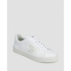 Buty sportowe Cariuma Salvas White Leather Unisex. Białe buty treningowe CARIUMA, bez wzorów, bez zapięcia. Za 629.99 zł.