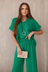 Komplet z naszyjnikiem bluzka + spodnie zielony. Zielone bluzki KESI, l, z aplikacjami, z elastanu, biznesowe, bez kołnierzyka, bez ramiączek. Za 229.98 zł.