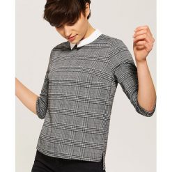 Bluzka z kołnierzykiem - Wielobarwn. Bluzki marki Reserved. W wyprzedaży za 29.99 zł.