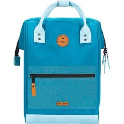 Cabaia plecak Adventurer duży gładki. Niebieskie plecaki Cabaia, bez wzorów, do ręki, bez dodatków. Za 399.99 zł.