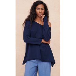 Sweter Damski Smoothie BS Granatowy. Niebieskie swetry blue shadow, uniwersalny, bez wzorów, z bawełny, bez ramiączek. Za 249.90 zł.