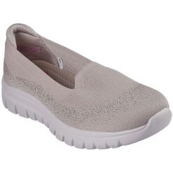 Buty sportowe damskie Skechers Graceful View Finder. Brązowe buty treningowe Skechers, bez wzorów, bez zapięcia, na fitness i siłownię. Za 490.00 zł.