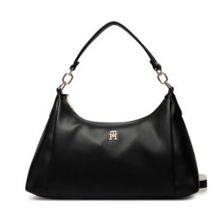 Torebka Tommy Hilfiger. Czarne torebki klasyczne Tommy Hilfiger, bez wzorów, klasyczne, bez dodatków. Za 529.99 zł.