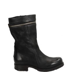 CZARNE BOTKI Z SUWAKIEM A50213 NERO 3003. Czarne botki Venezia, bez wzorów, z nubiku, bez obcasa, bez zapięcia. Za 599.00 zł.
